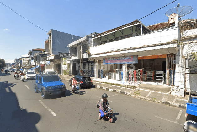 Ruko 2 lantai, hadap timur, akses 2 muka mainroad Mitra Batik #