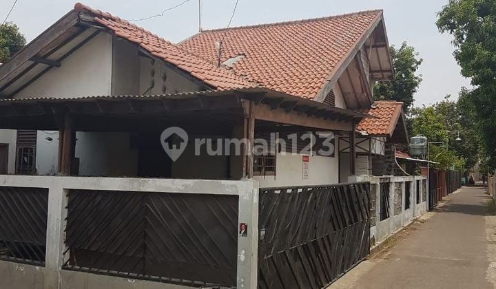 Rumah hook nyaman 206 m² sayap Diponegoro Jl. Cempaka #