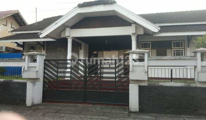 Rumah Lebar Luas 938 M² View Timur Jl Kikim 3, Lorok Pakjo