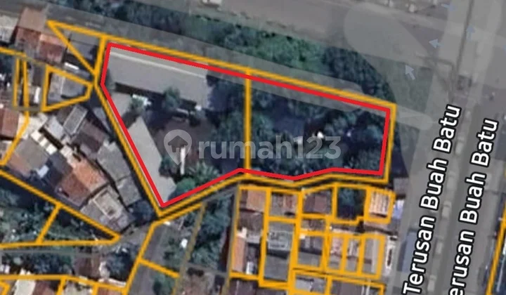 Warehouse, 1875 m² land area, in Ters. Buahbatu, near Bubat Toll Gate entrance.