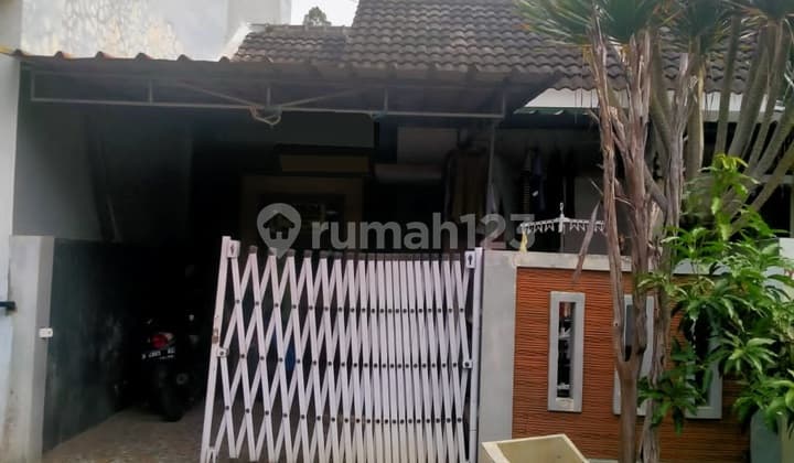 Rumah View Timur di Cluster Tulip Bumi Adipura, Gedebage #