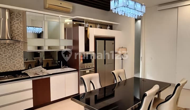 Nego Aja! Full Furnish Row Besar Pakuwon Dekat Citraland Graha