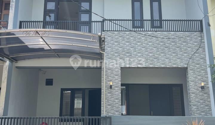 For Sale Minimalist House in Pakuwon City Puri Asri Near Mulyosari
