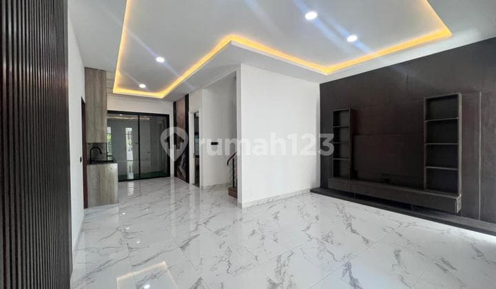 Citraland Full Renovasi Ganteng Dekat Unesa Wiyung Graha Kota