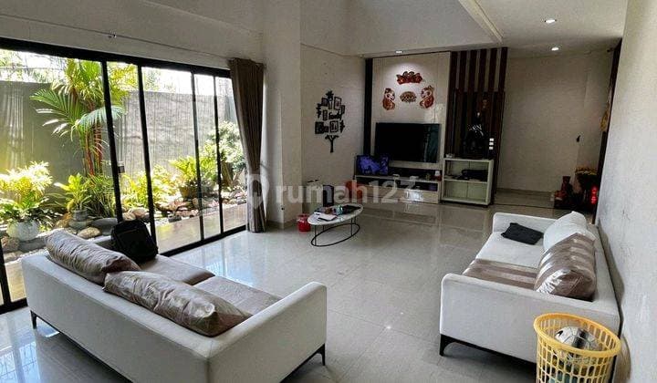Home Villa Siap Huni Di Area Seminyak Kuta