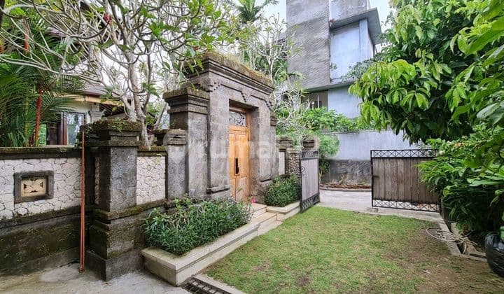 Villa Luas Siap Pakai View Pantai Jimbaran