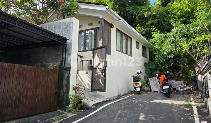 Special Ready-to-Occupy Cul-de-Sac Home in Ungasan