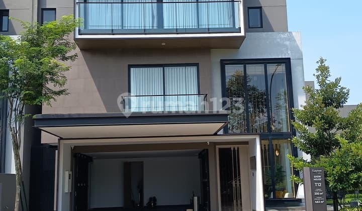Luxury Layton House Fully Furnished Navapark Bsd