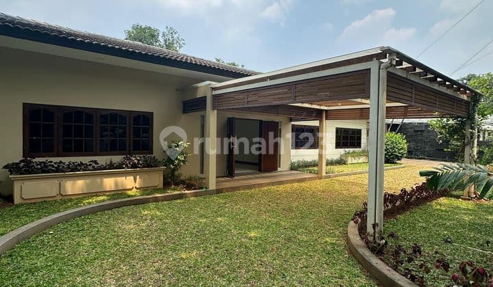 Cheapest Large Yard House Rental Gatot Subroto