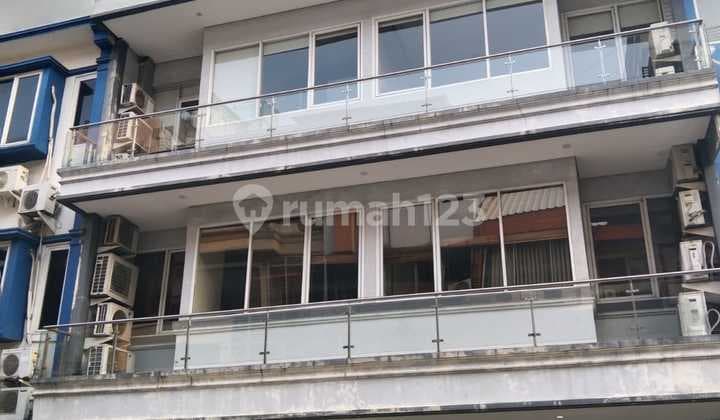 Fully Renovated Shop House for Quick Sale in Kebayoran Baru, South Jakarta, Gran Wijaya