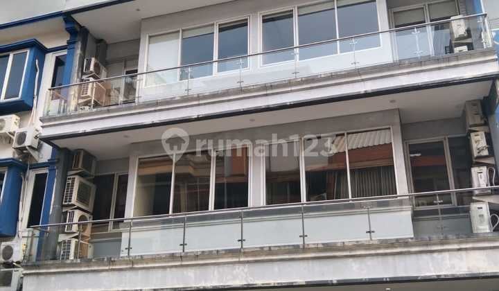 Fully Renovated Shop House for Quick Sale in Kebayoran Baru, South Jakarta, Gran Wijaya