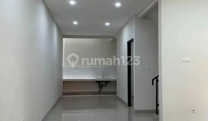 Dijual Cepat Rumah Brand New di Duri Kosambi