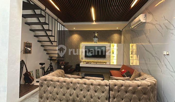 Dijual Rumah Cantik Siap Huni Bebas Banjir Di Taman Semanan Indah