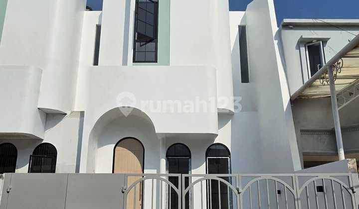 Dijual Rumah Brand New Little Santorini Di Citra 2