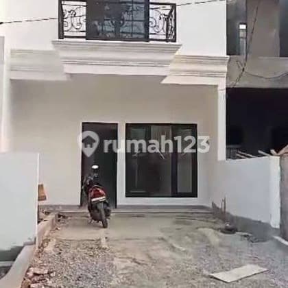 Dijual 1unit Rumah Baru, 2 Lantai Komplek DPRD