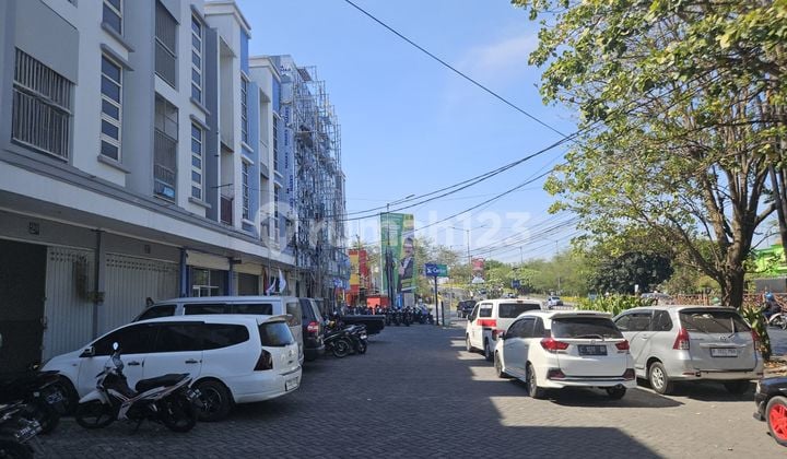 Hadap Jalan Raya Ruko 3 Lantai Jalan Jenggolo Sidoarjo Harga 3M An Cocok Utk Kantor, Bank, Bpr, Leasing, Dealer Dll Ready 2 Unit Jejer
