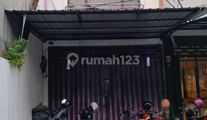 Disewakan Ruko Strategis Raya Nginden Surabaya 2 Lantai Siap Huni Daerah Ramai Cocok Segala Usaha