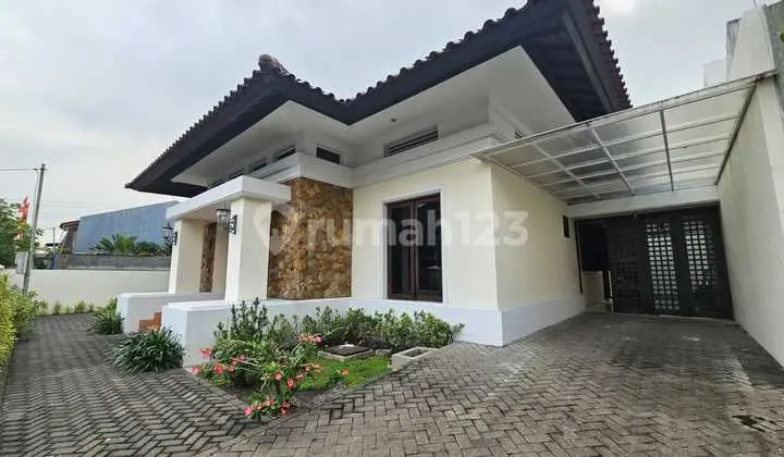 Rumah Saronojiwo Surabaya 450m2 Besar Mewah Bangunan Super Istimewa