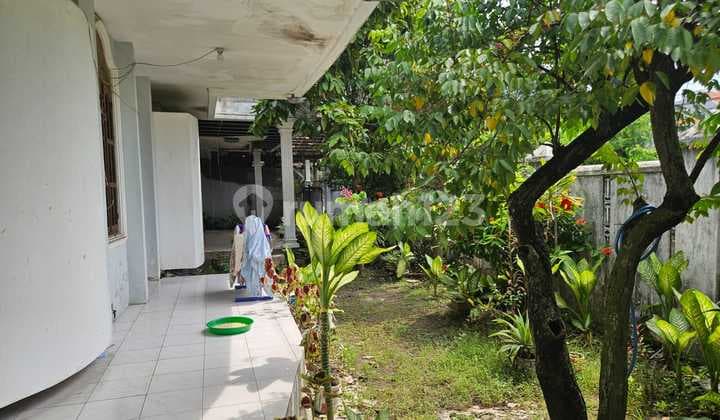 INVESTOR WELCOME Rumah Ketintang Surabaya 650m2 Hook SHM Bisa Dibangun 6 Rumah