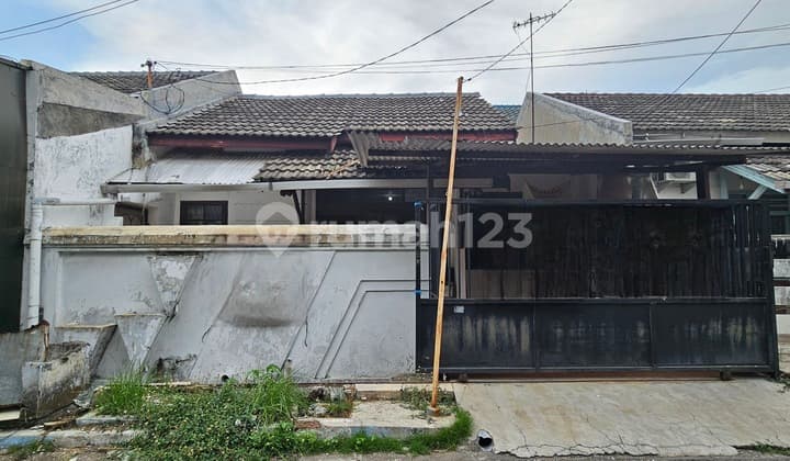 Rumah Rungkut Mapan Surabaya Timur 8x12 SHM Siap Huni Dekat Superindo McD 3 menit ke MERR