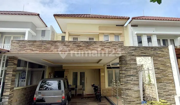 Central Park A.yani - Rumah Semi Furnished, Privasi Lebih Tenang