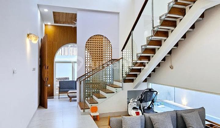 Rumah Rasa Villa di Kebonsari Surabaya Selatan Ini Lebih Nyaman Dari Staycation Hotel Dan Bisa Kamu Miliki