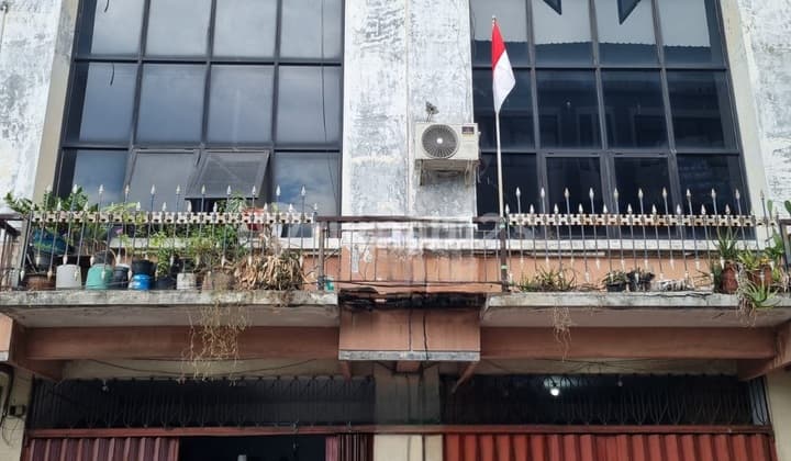 Drop 300 Jt - Ruko Raya Kali Rungkut Surabaya Timur 2 Unit Gandeng Full 3 Lantai SHM Murah