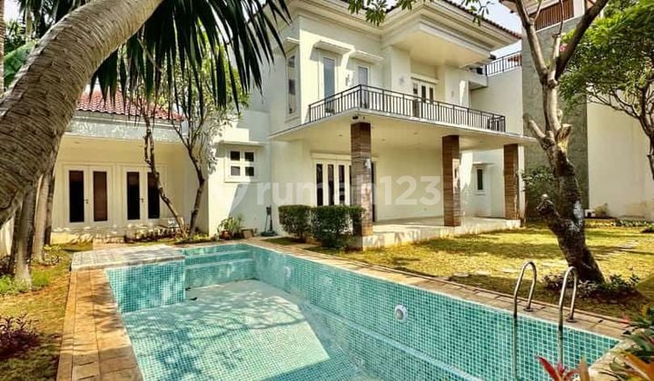 Rumah Cantik di Cipete Jakarta Selatan 2 Lantai Bagus