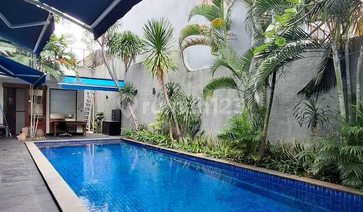 Rumah Mewah Mega Kuningan Jakarta Selatan - Hunian & Kantor