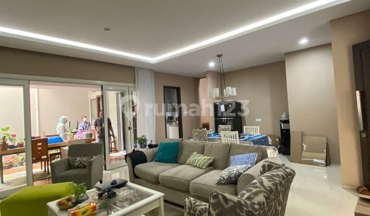 Rumah Cantik Renovasi Di Serenia Hills Lebak Bulus 6,5 M Nego