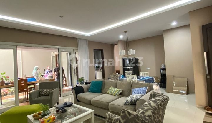 Rumah Cantik Renovasi Di Serenia Hills Lebak Bulus 6,5 M Nego