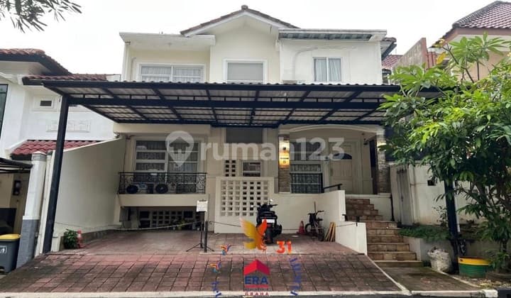 Rumah Siap Huni 3 Lantai Dalam Komplek Lebak Bulus Jaksel