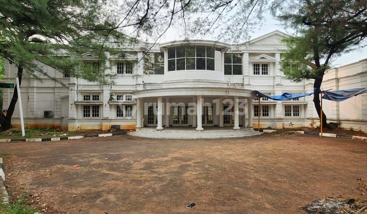 Tanah Dan Bangunan 10000 M² Di Kemang Pinggir Jalan Shm Bagus