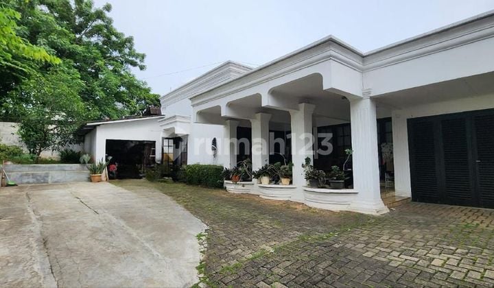 Rumah Modern Classic 916M2 Dekat MRT Cipete Jaksel
