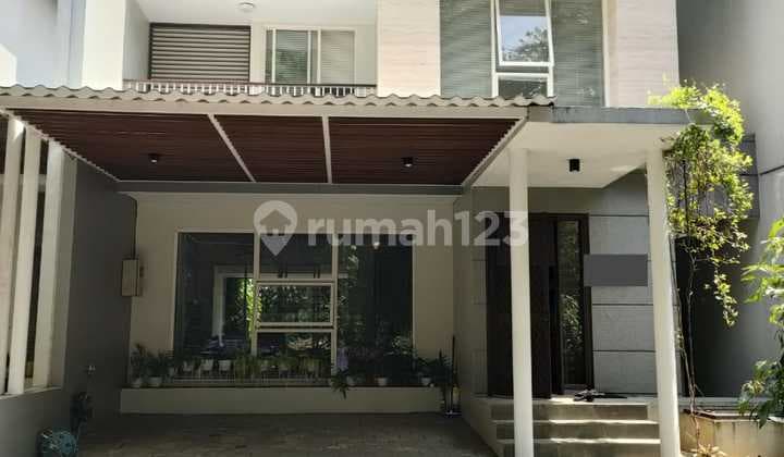 "rumah Mewah Fully Furnished Di Serenia Hills, Harga Nego!"