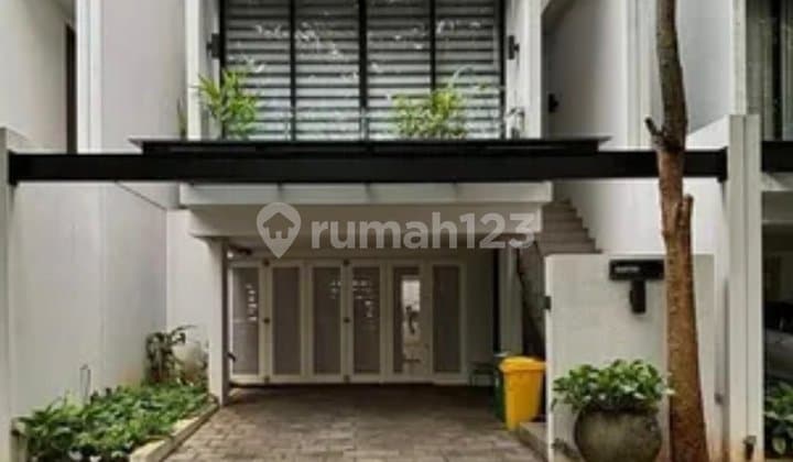 Serenia Hills Quantum 3 Lantai Semi Furnish Smart Home