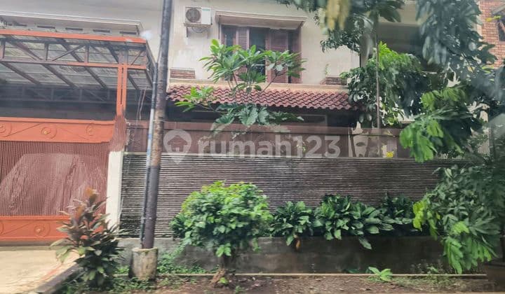 Dijual Rumah Asri Di Villa Cinere Mas, Perlu Renovasi, Harga Murah