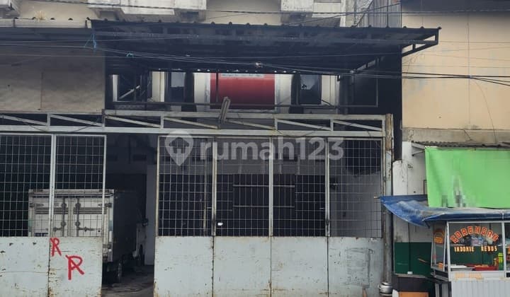Ruko Baru Akses Kontainer Dekat Kawasan Industri di Holis