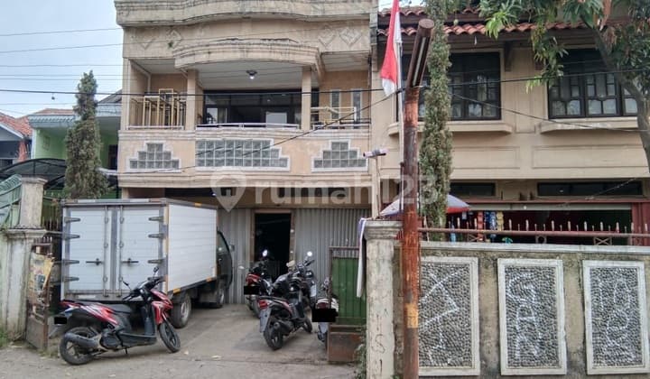 Rumah + Gudang Dekat Fasum Dan Jalan Raya di Kopo Citarip