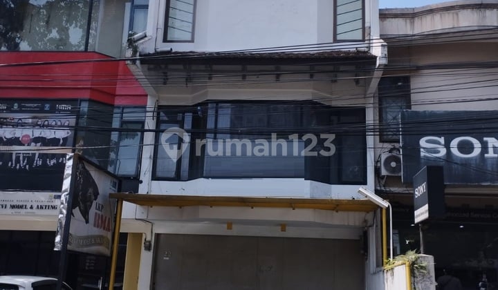 Ruko Siap Pakai Untuk Usaha, Akses Jalan 2 Arah di Lengkong