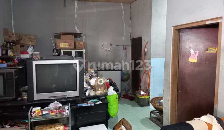 Rumah Layak Huni Lokasi Ramai di Astana Anyar