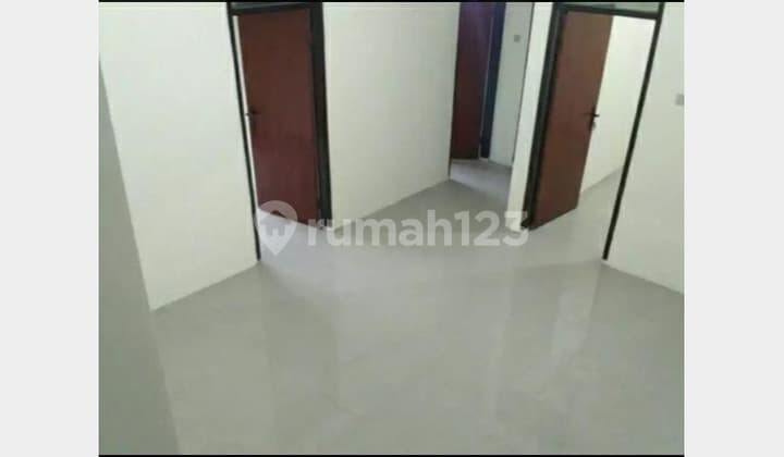 Rumah Lokasi Strategis dekat ke pintu tol Kopo di Kopo Permai