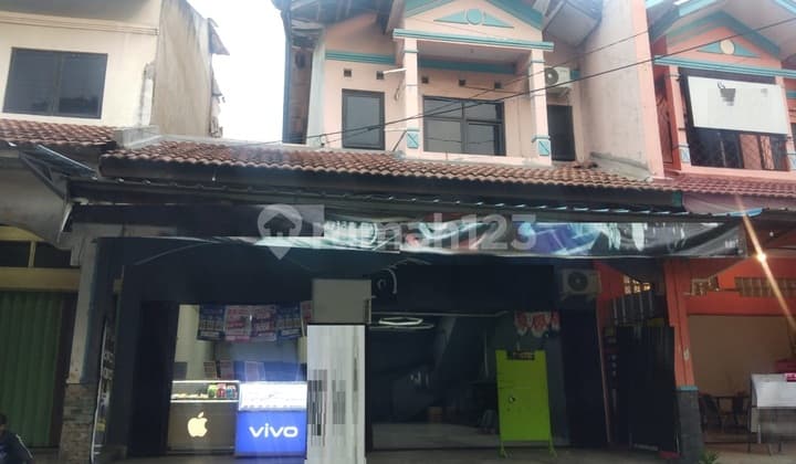 Ruko Sangat Strategis Lokasi Prime untuk Toko Bangunan di Taman Kopo Indah 2 bisa Disewakan