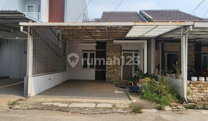 Rumah Cluster One Gate Sytem di Diamond Residence, Manglid Sayap TKI