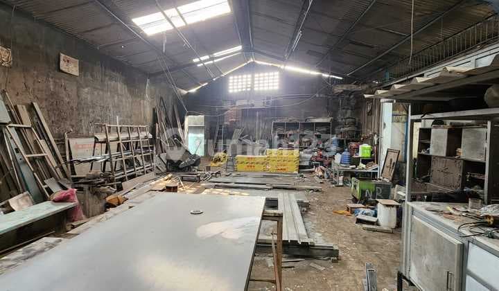 Gudang Kawasan Industri, Akses Kontainer di Taman Kopo Indah