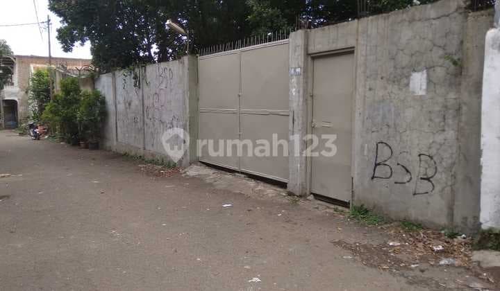 Gudang Lokasi Dekat ke Pintu Tol Pasir Koja dan Pasteur di Kebon Kopi