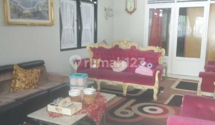 Rumah Luas Cocok Untuk Keluarga Besar di Kopo Katapang