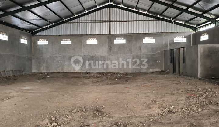 Gudang Mainroad Cocok Untuk Tempat Usaha di Soreang Cipatik