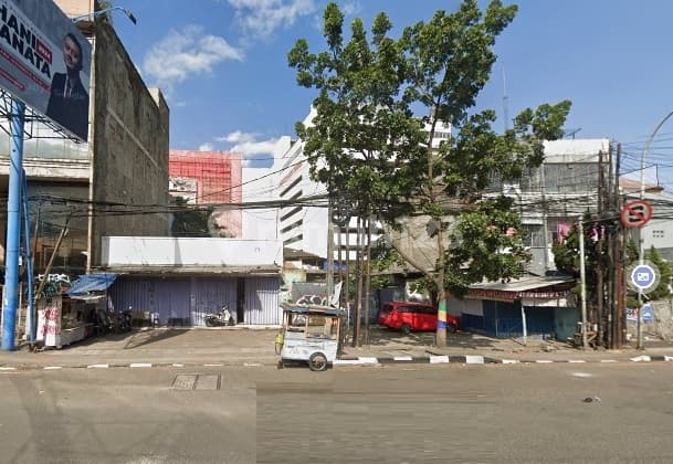 Ruko Bagus Dan Terawat Lokasi Ramai di Kiaracondong