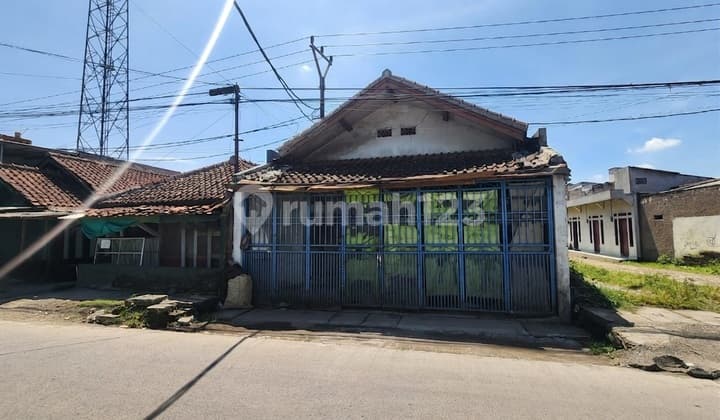 Ruko Strategis di Nanjung, Area Ramai Cocok untuk Usaha